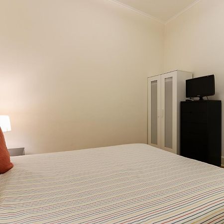 Cozy And Sunny Apartment - Anjos, ลิสบอน ภายนอก รูปภาพ