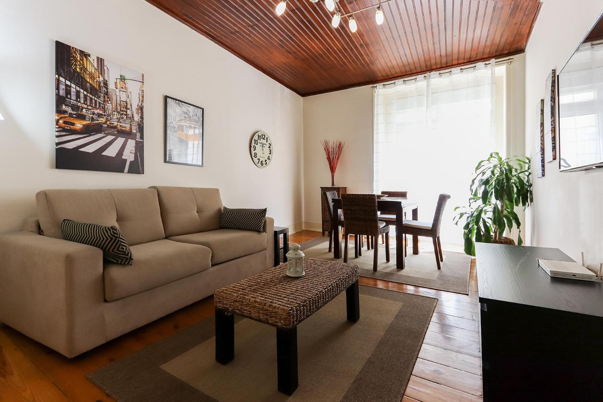 Cozy And Sunny Apartment - Anjos, ลิสบอน ภายนอก รูปภาพ