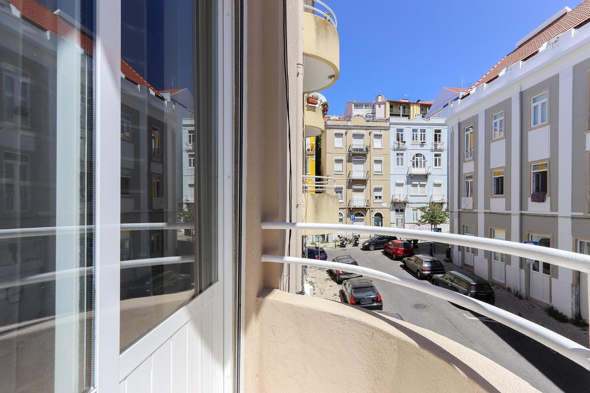 Cozy And Sunny Apartment - Anjos, ลิสบอน ภายนอก รูปภาพ